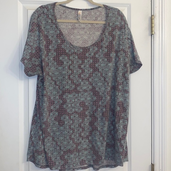 Lularoe 3X top‎ - Picture 2 of 6